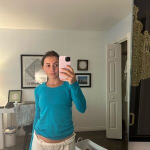 Lululemon Athletica Blue Fitted Hoodie Sweatshirt